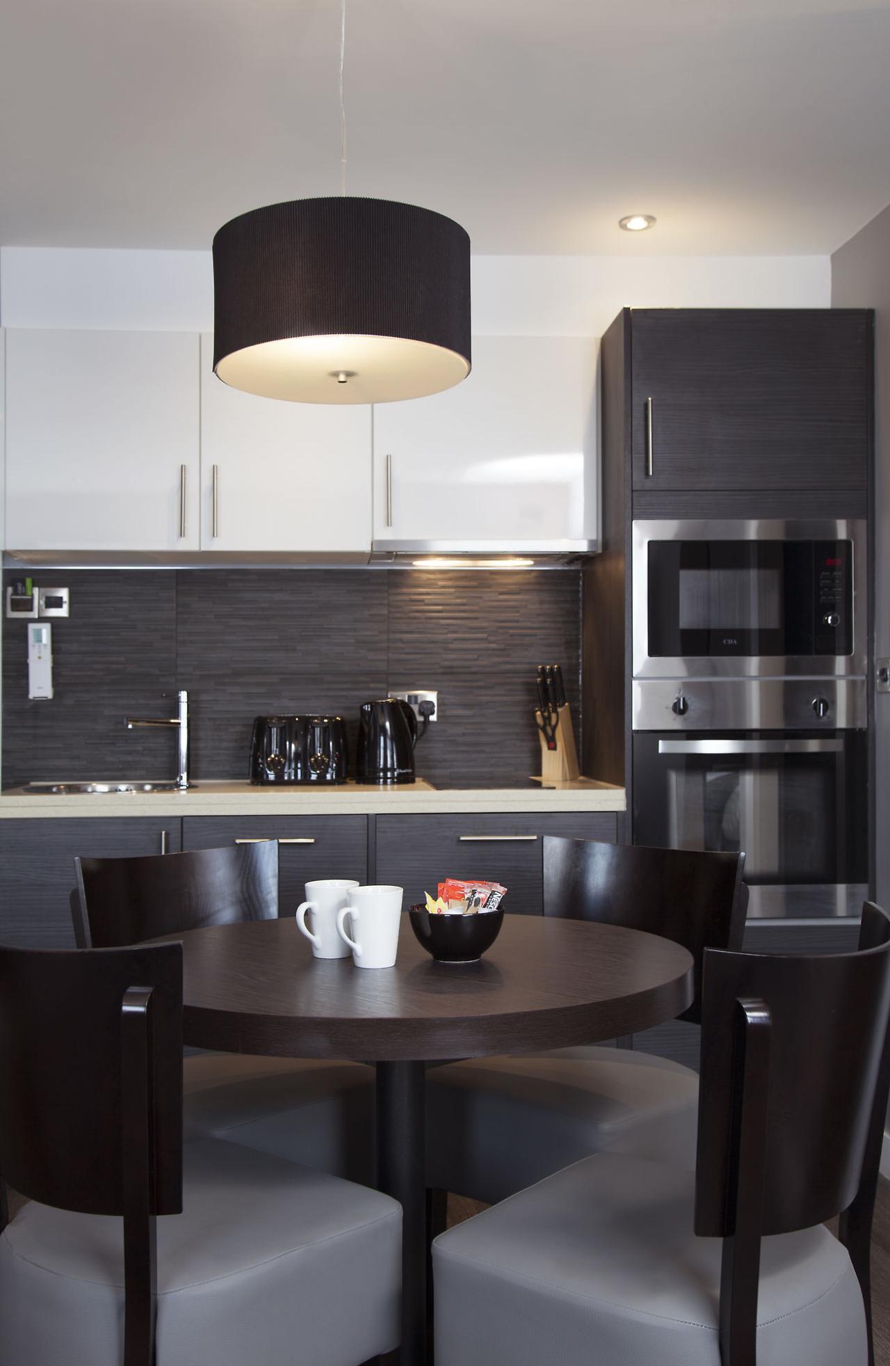 Aparthotel Epic Duke Street 4*